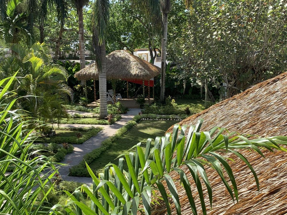 King Suite At Oceanview Resort In Jamaica - Enjoy 7 Miles Of White Sand Beach! Negril Bagian luar foto
